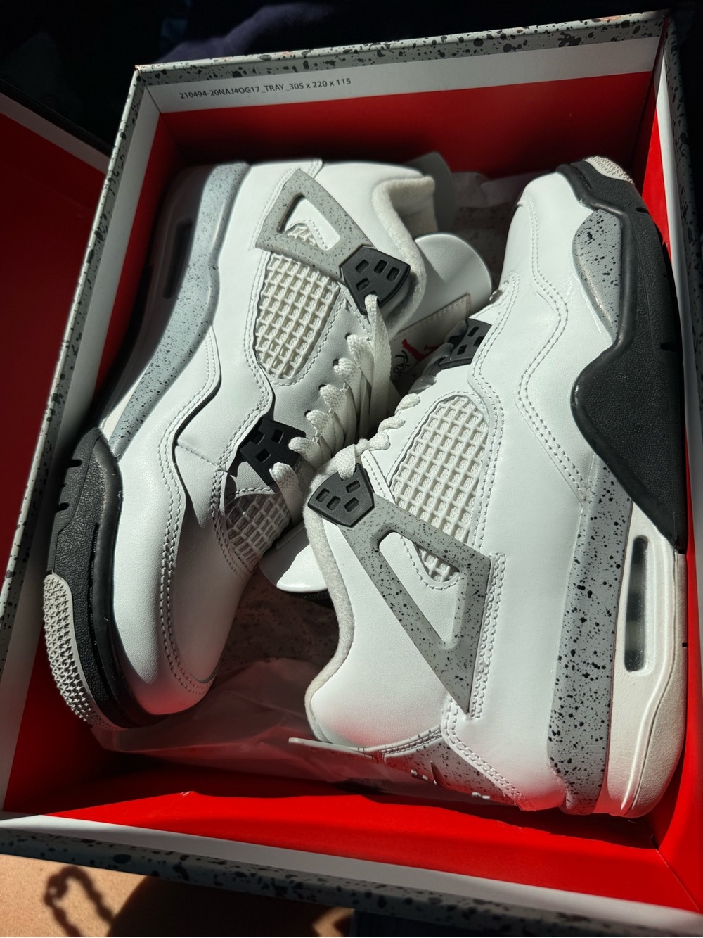 Jordan Men's White and Gray Retro Sneakers